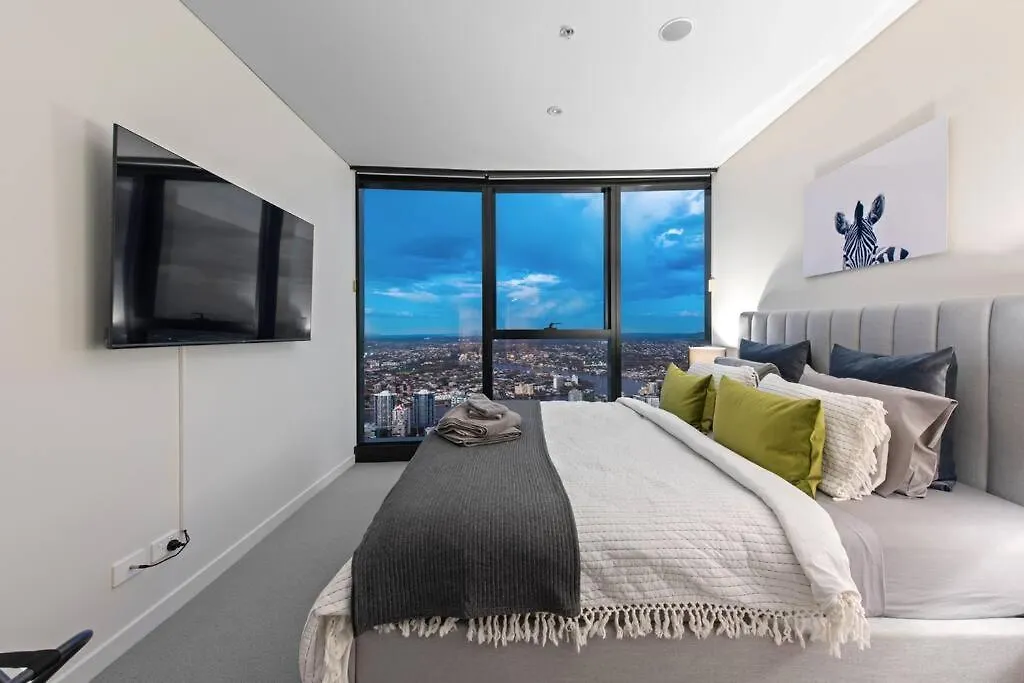 Skyhigh Style ~ 2Bed/2Bath/1Car/Views! ~ Cbd Apartment Brisbane Australia