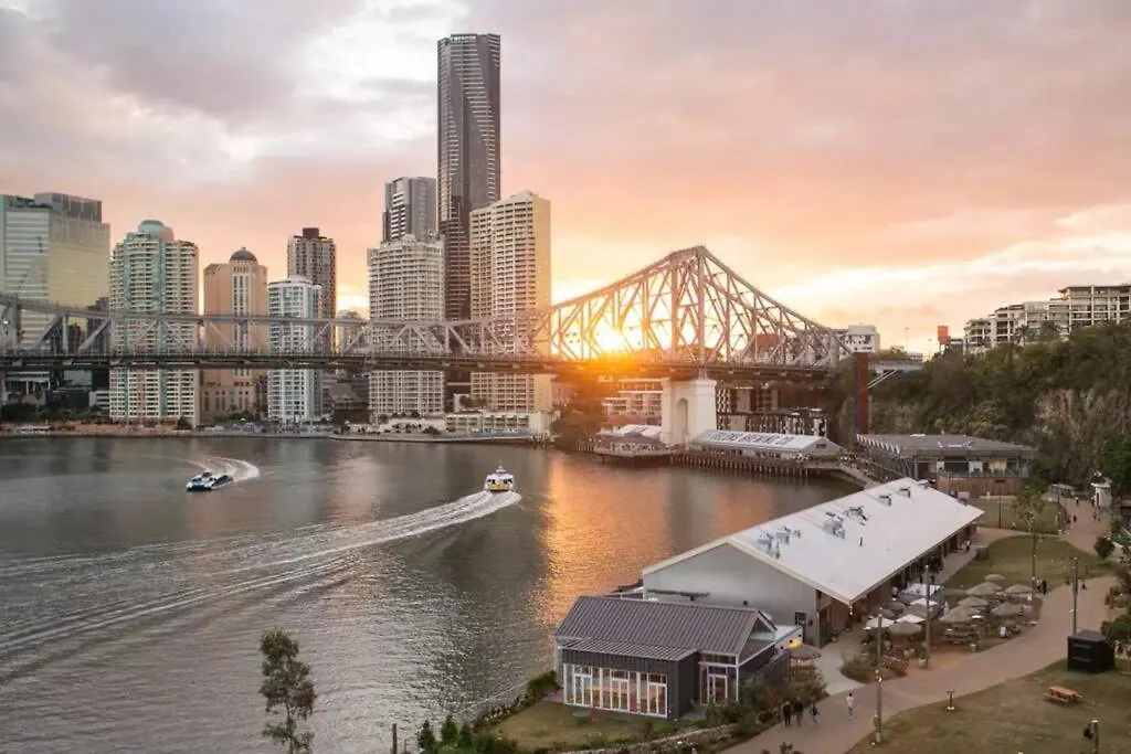 Skyhigh Style ~ 2Bed/2Bath/1Car/Views! ~ Cbd Apartment Brisbane 0*,  Australia